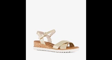 Tamaris dames sandalen met sleehak goud - Maat 41