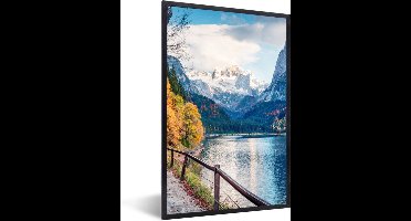 PosterMonkey - Poster - Fotolijst - Pad - Berg - Natuur - Bomen - Kader - 60x90 cm - Frame poster - Poster bergen - Poster met lijst - Poster natuur - Foto lijst