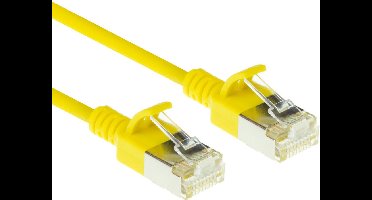 ACT Gele 0,5 meter LSZH U/FTP CAT6A datacenter slimline patchkabel snagless met RJ45 connectoren DC7800