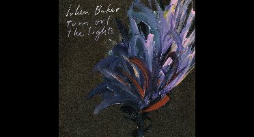 Julien Baker - Turn Out The Lights