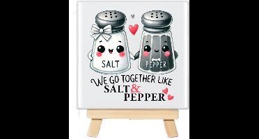 Tegeltje met tekst en schattig Kawaii food - We go together like Salt & Pepper - 10x10cm - inclusief houten standaard