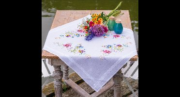 Vervaco - Tafelkleed kit - Viooltjes - PN-0204876 - Borduren - Borduurpakket - Borduurpakket volwassenen - Borduurpakket kind