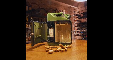 Stoere Wijn Giftset - Groen Jerrycan - Origineel Mancave Cadeau - Exclusief alcohol