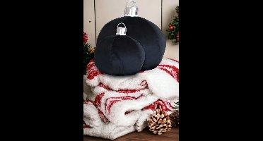 Unique Living - Kerst Decoratie - Sierkussen - Kerstbal - Kerstkussen - Zwart - 2 Stuks