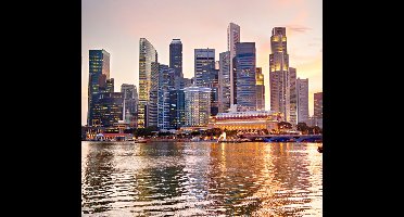 Skyline van Singapore bij een prachtige zonsondergang - Fotobehang (in banen) - 450 x 260 cm