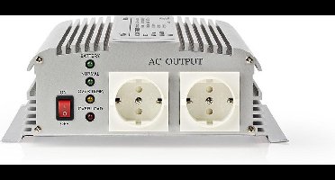 Nedis Inverter Gemodificeerde Sinusgolf - Ingangsvoltage: 24 V DC - Apparaat stroomoutput: 2 - 230 V AC 50 Hz - 1000 W - Piekvermogen: 2400 W - Type stopcontact: F (CEE 7/3) - Accuklemmen - Zilver