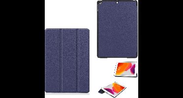 Hoes geschikt voor iPad 2021 / 2020 / 2019 (9e/8e/7e Generatie / 10.2 inch) Trifold Bookcase Donker Blauw – Hoes geschikt voor iPad 2020 hoes 10.2 hard case - Ntech