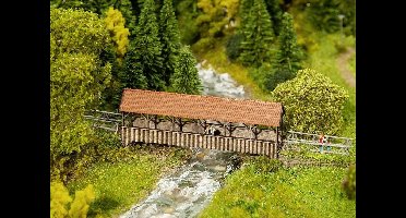 Faller - Overdekte voetgangersbrug