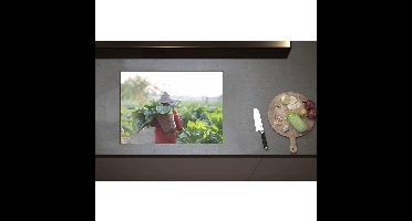 Inductieplaat Beschermer - Boer met Mand vol Bladeren Lopend door Weiland - 70x50 cm - 2 mm Dik - Inductie Beschermer - Bescherming Inductiekookplaat - Kookplaat Beschermer van Zwart Vinyl