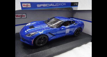Chevrolet Corvette C7 Z51 2014 Blauw met Zwarte Velgen 1-18 Maisto