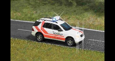 Busch 5631 H0 Hulpdienstvoertuig Mercedes Benz M-klasse Notarzt