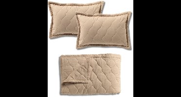 Dutch Decor - VOORDEELSET - 3-delig - Romee - 2 sierkussens 40x60 cm - 1 bedsprei 240x260 cm - beige