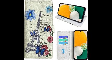 Hoesje geschikt voor Samsung Galaxy A13 5G Bookcase met Eiffel Toren /Parijs