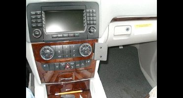 Brodit ProClip houder geschikt voor Mercedes Benz GL-Klasse 2006-2012 Angled mount