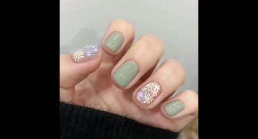 24pcs Pastoral Flower Nail Art Tablets - Pressed Nails - Short French Fake Nails - Lichtgroene Nagels - Kleurrijk Bloemenpatroon - Vrouwen Nagels