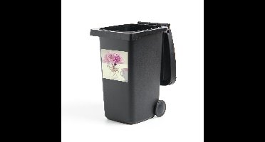 Container sticker Pioenroos roze - Roze pioenroos naast een theekopje Klikosticker - 40x40 cm - kliko sticker - weerbestendige containersticker