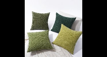 Boraboi ® Set van 4 Luxe Corduroy Kussenslopen voor Woonkamer en Slaapkamer, 65 x 65 cm, Kerstgroen