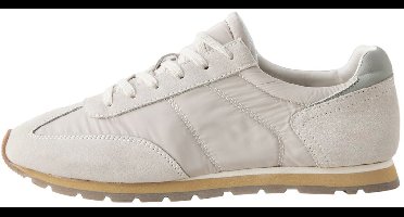 Next Sneakers