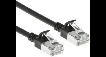 ACT Zwarte 3 meter LSZH S/FTP CAT7 slimline patchkabel snagless met RJ45 connectoren DF7903