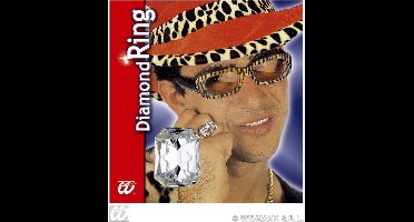 Ring met nep diamant