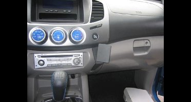 Brodit ProClip houder geschikt voor Mitsubishi L200 2006-2009 Angled mount