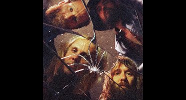 Kids Abandoning Destiny Among Vanity and Ruin