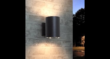 Solar wandlamp buiten 'Sverre' rond - Voordeelset van 2 stuks - Up down light - Warm wit licht - Tuinverlichting op zonne-energie geschikt voor schutting - Zwart