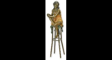 Bronzen beeld - Dame op barkruk - sculptuur - 26 cm hoog