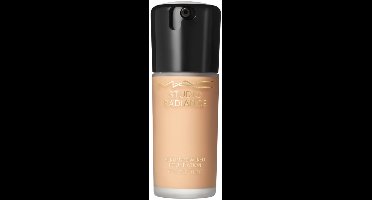 MAC Cosmetics - Studio Radiance Serum Foundation