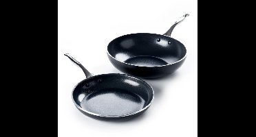 GreenPan Brussels Keramische Inductie Pannenset 2-delig - Koekenpan Ø28cm/Wokpan Ø28cm – PFAS-vrij – Inductie Koekenpan – Inductie Pannenset – Inductie Wokpan - Ovenbestendig tot 220°C – Vaatwasserbestendig – Snelle opwarming – RVS handgrepen – Zwart