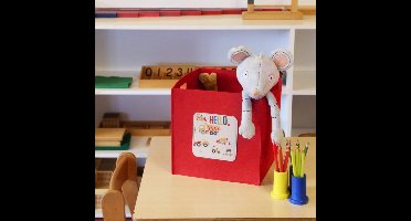 Asir - Vilten Mand - Rood - 30 x 30 x 33 cm