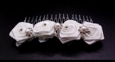 Tiara 4 witte roosjes+parels+strass - Communie