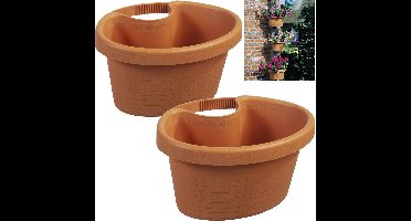 2 Ruime Regenpijp Bloempotten Plantenpotten Terra 27x23x14cm