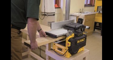 DeWalt D27300-QS vlak- en vandiktebank - 2100W