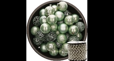 Decoris Kerstballen - 37x stuks - mintgroen - 6 cm - incl. kralenslinger zilver - kunststof