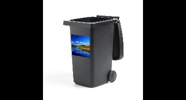 Container sticker Loch Lomond - Weerspiegeling van de bergen over het meer van Loch Lomond in Schotland - 40x40 cm - kliko sticker - weerbestendige containersticker