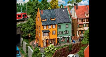 Faller - Small town 2 End terraced houses - FA130710 - modelbouwsets, hobbybouwspeelgoed voor kinderen, modelverf en accessoires