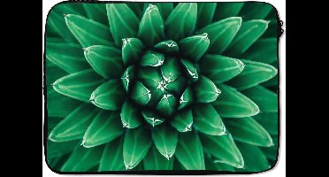 Laptophoes 14 inch - Close-up cactus bladeren - Laptop sleeve - Binnenmaat 33x23 cm - Zwarte achterkant