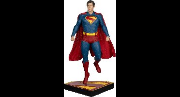 Superman (2025) DC Direct 1/6 Statue Superman 35 cm