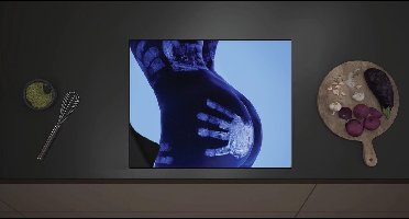 Inductie Beschermer - Handafdrukken op Billen van Vrouw - 60x52 cm - 2 mm Dik - Inductieplaat Beschermer met zwarte kern