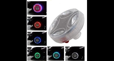 Allecto plus - LED Autowielverlichting met Solar, 4 Modi, Waterdicht voor Auto en Motorfiets - Kleurrijk en Flitsend