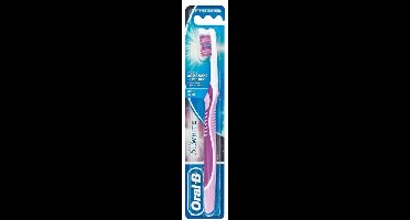 Oral-B 3D White & Fresh 35M - Tandenborstel