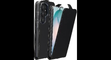 Accezz Hoesje - Geschikt voor Samsung Galaxy S26 Ultra - Flipcase - Zwart