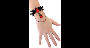 Armband kant vleermuis met rode steen