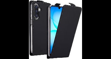 Accezz Hoesje - Geschikt voor Samsung Galaxy A17 (5G) / A17 (4G) - Flipcase - Zwart