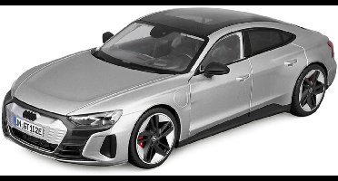 Audi RS e-tron GT 2022 - 1:18 - Bburago