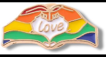 Pride Love Pin met Handhart – Regenboog Button & LGBT Speld – Emaille Accessoire