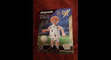 playmobil 71871 duitse voetballer dfb stars Maximilian Mittelstadt