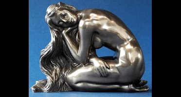 MadDeco - beeldje - naakte - vrouw - lang - haar