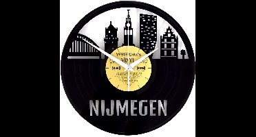 Skyline Nijmegen - Klok gemaakt van vinyl - langspeelplaat - LP klok - Met geschenkverpakking